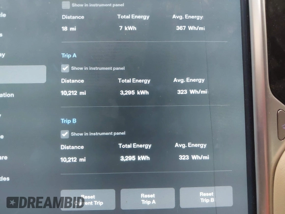 2014 Tesla Model S 60 with VIN 5YJSA1H11EFP56406, listed as a IAAI auction lot 42065157 with Not Provided miles and . Bid and sale history available at DreamBid. Image 15.