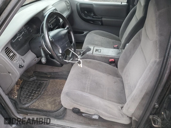 2000 Ford Ranger XLT with VIN 1FTZR15X3YTA59627, listed as a Copart auction lot 58579725 with 159,303 mi miles and Clean title. Bid and sale history available at DreamBid. Image 7.