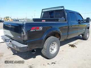 2007 Ford Super Duty F-250 XL with VIN 1FTSW21P27EA19760, listed as a IAAI auction lot 41959940 with 313,508 mi miles. Bid and sale history available at carsss.com. Image 4.
