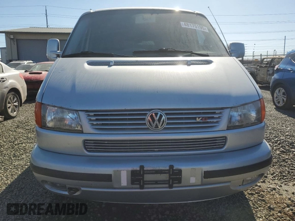 2001 Volkswagen EuroVan MV с VIN WV2MB47071H128880, выставлен на аукционе Copart как лот 48175195 с пробегом 182 488 миль миль и Чистый • Clean title. История ставок и продаж доступна на DreamBid. Изображение 5.