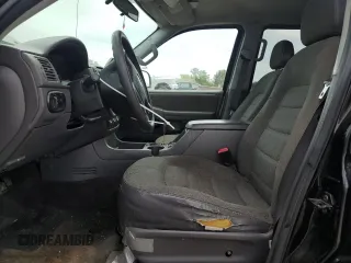 2005 Ford Explorer z VIN 1FMDU62KX5UA60435, wystawiony jako Copart lot #53371975 z przebiegiem 189 260 mil mil oraz Szkoda całkowita • Salvage title. Historia ofert i sprzedaży dostępna na DreamBid. Obrazek 7.