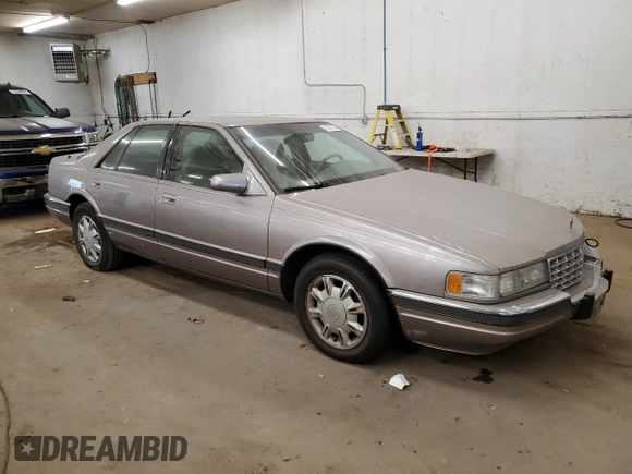 1995 Cadillac Seville Luxury SLS with VIN 1G6KS52Y9SU814813, listed as a Copart auction lot 75337324 with 214,882 mi miles and Clean Title. Bid and sale history available at carsss.com. Image 4.