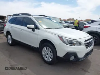 2018 Subaru Outback Premium z VIN 4S4BSADC8J3263006, wystawiony jako IAAI lot #42346205 z przebiegiem 119 789 mil mil oraz . Historia ofert i sprzedaży dostępna na DreamBid. Obrazek 1.