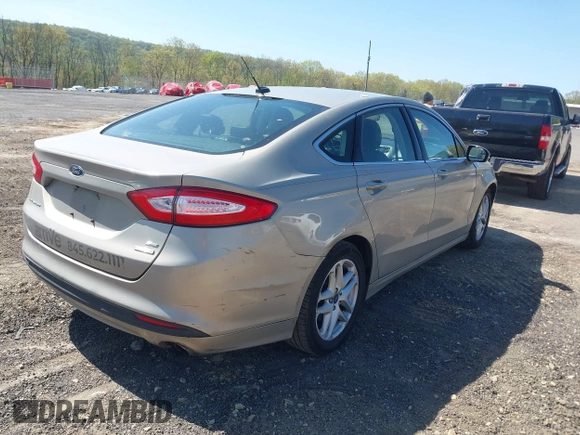 2016 Ford Fusion SE with VIN 3FA6P0HD8GR117421, listed as a IAAI auction lot 42146157 with 136,947 mi miles. Bid and sale history available at carsss.com. Image 4.