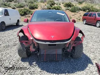 2024 Tesla Model Y Long Range с VIN 7SAYGDEE2RF988958, выставлен на аукционе Copart как лот 58066795 с пробегом 26 356 миль миль и Списание • Salvage title. История ставок и продаж доступна на DreamBid. Изображение 5.