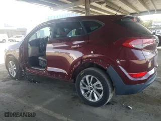 2018 Hyundai Tucson SE with VIN KM8J23A46JU623632, listed as a Copart auction lot 48915425 with 114,674 mi miles and Salvage Title. Bid and sale history available at carsss.com. Image 2.