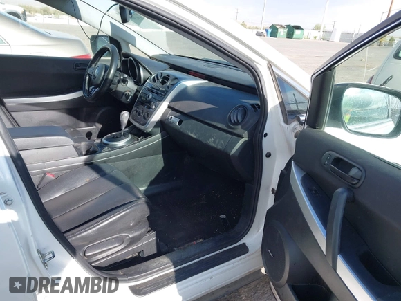 2009 Mazda CX-7 Sport with VIN JM3ER293390218961, listed as a IAAI auction lot 42030907 with 193,573 mi miles. Bid and sale history available at carsss.com. Image 5.