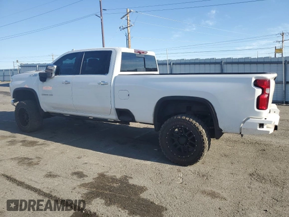 2022 Chevrolet Silverado 3500HD High Country with VIN 1GC4YVEY7NF114457, listed as a Copart auction lot 72628924 with 115,513 mi miles and Salvage Title. Bid and sale history available at carsss.com. Image 2.