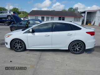 2016 Ford Focus SE with VIN 1FADP3F2XGL356462, listed as a IAAI auction lot 41941656 with 85,904 mi miles. Bid and sale history available at carsss.com. Image 14.