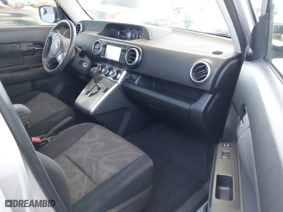 2015 Scion xB with VIN JTLZE4FE4FJ076444, listed as a IAAI auction lot 42025005 with 76,918 mi miles. Bid and sale history available at carsss.com. Image 5.