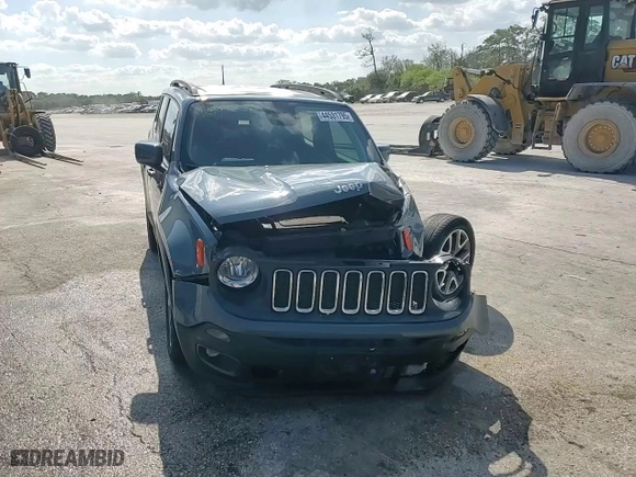 2018 Jeep Renegade Latitude with VIN ZACCJBBBXJPH98197, listed as a Copart auction lot 44531795 with NaN miles and Salvage Title. Bid and sale history available at carsss.com. Image 14.