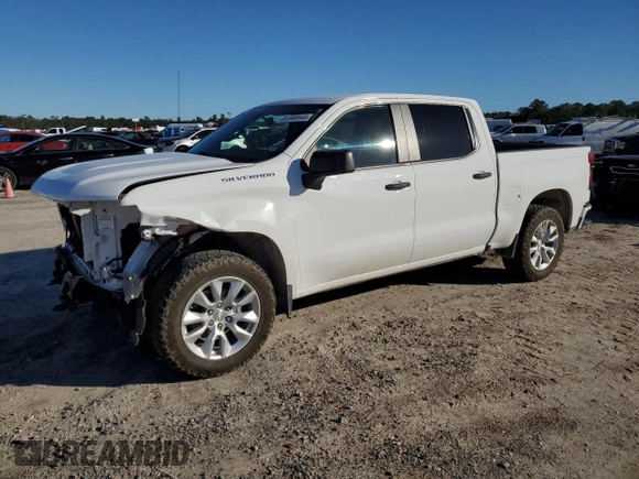 2020 Chevrolet Silverado 1500 Custom with VIN 3GCPWBEF1LG165920, listed as a Copart auction lot 81348844 with 67,801 mi miles and Salvage Title. Bid and sale history available at carsss.com. Image 1.