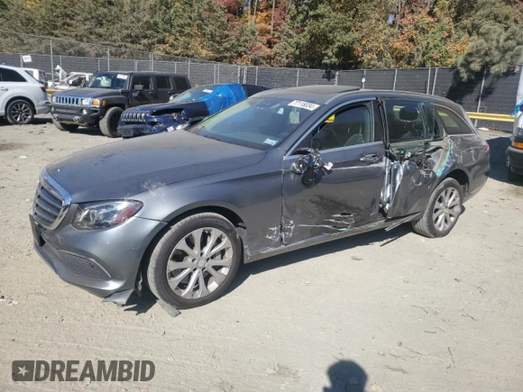 2017 Mercedes-Benz E-Class E 400 Luxury with VIN WDDZH6GB8HA213106, listed as a Copart auction lot 77118034 with 0 mi miles and Salvage Title. Bid and sale history available at carsss.com. Image 1.