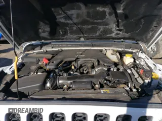 2020 Jeep Gladiator Rubicon with VIN 1C6JJTBG7LL152204, listed as a Copart auction lot 83525554 with 7,030 mi miles and Salvage title. Bid and sale history available at DreamBid. Image 14.