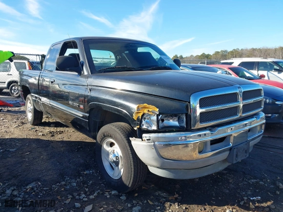 2000 Dodge Ram 1500 with VIN 1B7HC13Y7YJ180942, listed as a IAAI auction lot 41362908 with 398,452 mi miles. Bid and sale history available at carsss.com. Image 6.