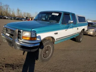 1996 Ford F-250 HD with VIN 1FTHX26G6TEA70365, listed as a Copart auction lot 89169715 with 182,238 mi miles and Salvage Title. Bid and sale history available at carsss.com. Image 1.