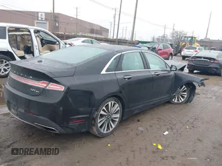 2019 Lincoln MKZ Reserve II with VIN 3LN6L5F94KR629361, listed as a IAAI auction lot 41969014 with 93,297 mi miles and . Bid and sale history available at DreamBid. Image 4.