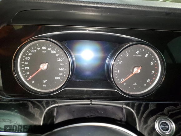 2018 Mercedes-Benz E 300 z VIN WDDZF4KB8JA313472, wystawiony jako Copart lot #53959155 z przebiegiem Nie podano mil oraz Czysty tytuł • Clean title. Historia ofert i sprzedaży dostępna na DreamBid. Obrazek 9.