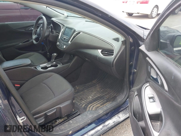 2016 Chevrolet Malibu LS z VIN 1G1ZB5ST9GF278692, wystawiony jako IAAI lot #42369208 z przebiegiem 148 195 mil mil oraz . Historia ofert i sprzedaży dostępna na DreamBid. Obrazek 5.