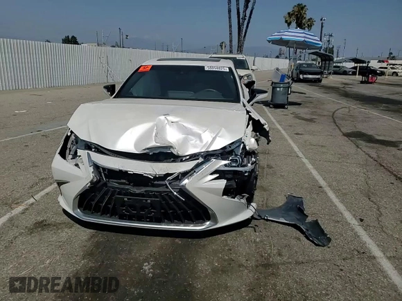 2024 Lexus ES 300h with VIN 58ADA1C10RU040064, listed as a Copart auction lot 58858825 with 8,021 mi miles and Salvage title. Bid and sale history available at DreamBid. Image 13.