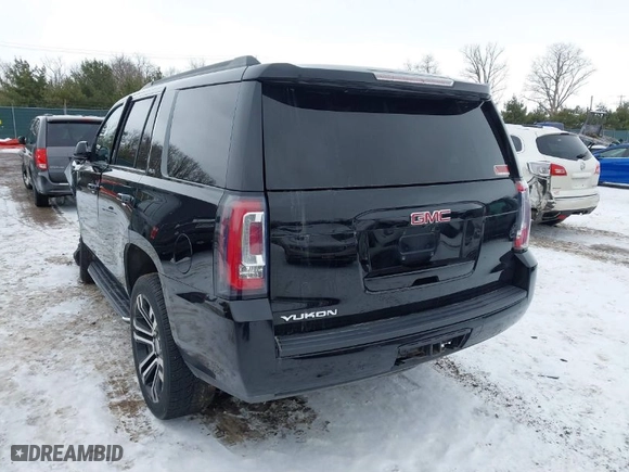 2018 GMC Yukon SLE with VIN 1GKS2AKC6JR138353, listed as a IAAI auction lot 41617511 with 139,780 mi miles. Bid and sale history available at carsss.com. Image 3.