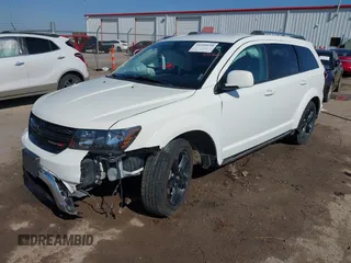 2018 Dodge Journey Crossroad z VIN 3C4PDDGG0JT386534, wystawiony jako IAAI lot #41958650 z przebiegiem 128 938 mil mil oraz . Historia ofert i sprzedaży dostępna na DreamBid. Obrazek 2.