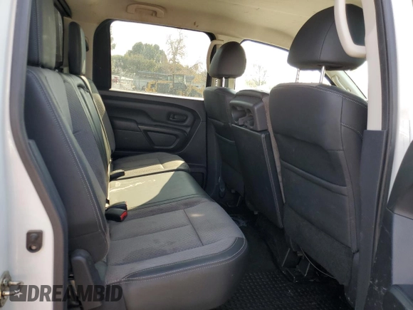 2017 Nissan Titan with VIN 1N6AA1F10HN501280, listed as a Copart auction lot 43782625 with 217,906 mi miles and Clean title. Bid and sale history available at DreamBid. Image 10.