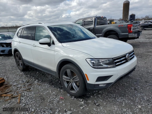 2020 Volkswagen Tiguan SE with VIN 3VV3B7AX3LM102634, listed as a Copart auction lot 47877745 with 132,701 mi miles and Salvage Title. Bid and sale history available at carsss.com. Image 4.