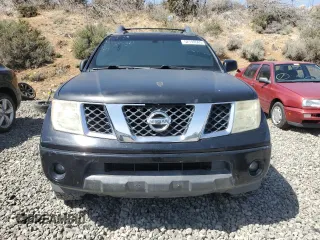 2006 Nissan Frontier SE z VIN 1N6AD07U56C416034, wystawiony jako Copart lot #52199565 z przebiegiem 182 509 mil mil oraz Szkoda całkowita • Salvage title. Historia ofert i sprzedaży dostępna na DreamBid. Obrazek 5.