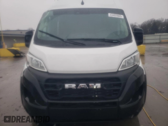 2024 Ram ProMaster Cargo Tradesman with VIN 3C6LRVDG6RE114782, listed as a Copart auction lot 43402665 with 9,610 mi miles and Salvage Title. Bid and sale history available at DreamBid. Image 5.