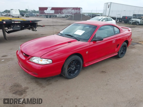 1996 Ford Mustang z VIN 1FALP4045TF183390, wystawiony jako IAAI lot #42361063 z przebiegiem 163 194 mil mil oraz . Historia ofert i sprzedaży dostępna na DreamBid. Obrazek 2.