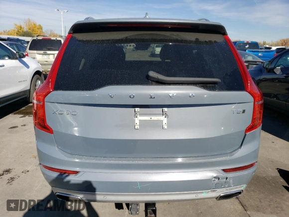 2021 Volvo XC90 Momentum with VIN YV4102PK8M1704922, listed as a Copart auction lot 78708704 with 43,750 mi miles and Salvage Title. Bid and sale history available at carsss.com. Image 6.