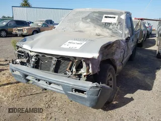 1995 Mitsubishi Mighty Max z VIN JA7LS21G6SP007394, wystawiony jako IAAI lot #40347460 z przebiegiem 89 606 mil mil oraz . Historia ofert i sprzedaży dostępna na DreamBid. Obrazek 2.