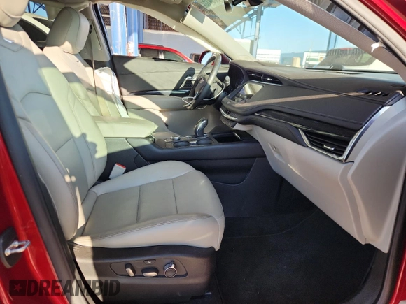 2019 Cadillac XT4 FWD Premium Luxury с VIN 1GYFZCR45KF171408, выставлен на аукционе Copart как лот 59739415 с пробегом 16 775 миль миль и Списание • Salvage title. История ставок и продаж доступна на DreamBid. Изображение 7.