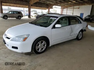 2006 Honda Accord EX-L z VIN 1HGCM56826A185975, wystawiony jako Copart lot #55064665 z przebiegiem 160 570 mil mil oraz Szkoda całkowita • Salvage title. Historia ofert i sprzedaży dostępna na DreamBid. Obrazek 1.