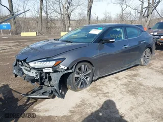 2019 Nissan Maxima S with VIN 1N4AA6AV0KC373884, listed as a IAAI auction lot 41585114 with 190,811 mi miles. Bid and sale history available at carsss.com. Image 18.