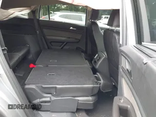 2022 Volkswagen Atlas SE with VIN 1V2DP2CA2NC531329, listed as a IAAI auction lot 42351869 with 38,315 mi miles and . Bid and sale history available at DreamBid. Image 8.