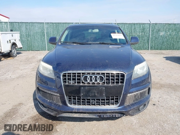 2014 Audi Q7 3.0T S line Prestige with VIN WA1DGAFE3ED010425, listed as a IAAI auction lot 41523192 with 172,671 mi miles. Bid and sale history available at carsss.com. Image 12.