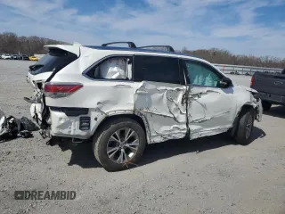 2015 Toyota Highlander XLE z VIN 5TDJKRFH4FS121555, wystawiony jako Copart lot #49957815 z przebiegiem 159 268 mil mil oraz Szkoda całkowita • Salvage title. Historia ofert i sprzedaży dostępna na DreamBid. Obrazek 3.