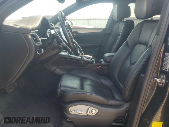 2018 Porsche Macan with VIN WP1AA2A55JLB23363, listed as a Copart auction lot 53099505 with 118,343 mi miles and Salvage Title. Bid and sale history available at carsss.com. Image 7.