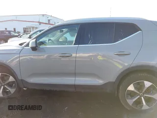 2024 Volvo XC40 Plus Bright Theme with VIN YV4L12UE9R2298185, listed as a IAAI auction lot 41511005 with 21,629 mi miles. Bid and sale history available at carsss.com. Image 14.