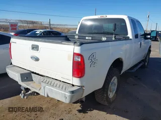 2016 Ford Super Duty F-250 SRW XLT with VIN 1FT7X2B62GEA13840, listed as a IAAI auction lot 41523113 with 139,215 mi miles. Bid and sale history available at carsss.com. Image 4.