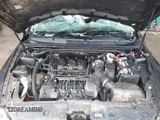 2015 Ford Taurus SE with VIN 1FAHP2D8XFG104978, listed as a IAAI auction lot 40322922 with Not Provided miles and . Bid and sale history available at carsss.com. Image 10.