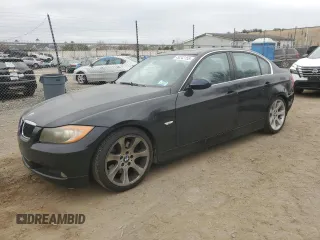2006 BMW 3 Series 330i with VIN WBAVB335X6PS15021, listed as a Copart auction lot 49242155 with 71,598 mi miles and Salvage Title. Bid and sale history available at carsss.com. Image 1.