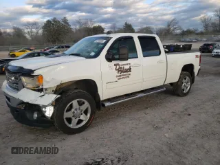 2012 GMC Sierra 2500HD SLT with VIN 1GT121C88CF199581, listed as a Copart auction lot 82166664 with 169,367 mi miles and Clean title. Bid and sale history available at DreamBid. Image 1.