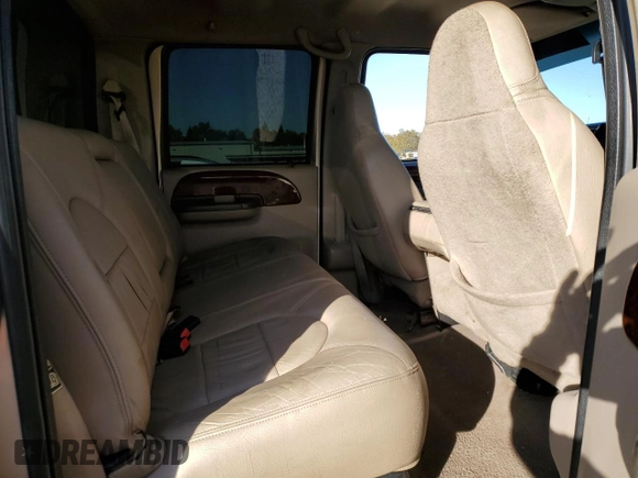 2000 Ford Super Duty F-250 XL with VIN 1FTNW21S9YEA79229, listed as a Copart auction lot 79939304 with 276,795 mi miles and Salvage Title. Bid and sale history available at carsss.com. Image 10.
