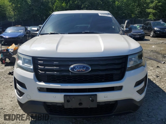 2017 Ford Police Interceptor Utility z VIN 1FM5K8AR1HGB82916, wystawiony jako Copart lot #56969985 z przebiegiem 123 811 mil mil oraz Szkoda całkowita • Salvage title. Historia ofert i sprzedaży dostępna na DreamBid. Obrazek 5.