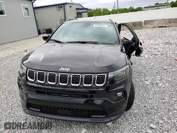 2023 Jeep Compass Latitude Lux z VIN 3C4NJDFN2PT549158, wystawiony jako Copart lot #57506665 z przebiegiem 23 687 mil mil oraz Szkoda całkowita • Salvage title. Historia ofert i sprzedaży dostępna na DreamBid. Obrazek 14.