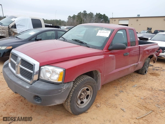 2007 Dodge Dakota ST with VIN 1D7HE22K07S218801, listed as a IAAI auction lot 41311151 with 216,225 mi miles. Bid and sale history available at carsss.com. Image 17.