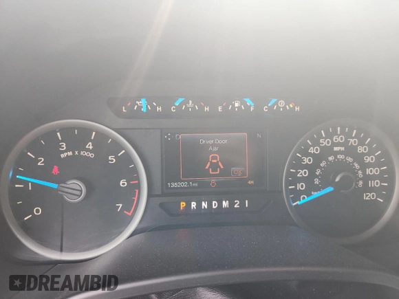 2017 Ford F-150 XL z VIN 1FTEW1EF3HFB82938, wystawiony jako Copart lot #63506475 z przebiegiem 135 202 mil mil oraz Nie do naprawy • Non repairable. Historia ofert i sprzedaży dostępna na DreamBid. Obrazek 9.